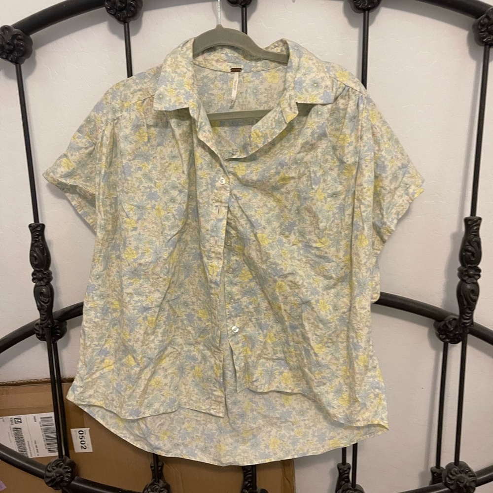 Free People Floral Button Down Batwing/low pit Top